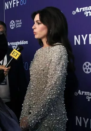 Anne Hathaway OnlyFans Leaked Free Thumbnail Picture - #Ww3nxFv0U5