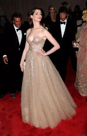 Anne Hathaway OnlyFans Leaked Free Thumbnail Picture - #XTxyNP7gIJ