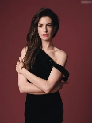 Anne Hathaway OnlyFans Leaked Free Thumbnail Picture - #ZyJjqVYPFh