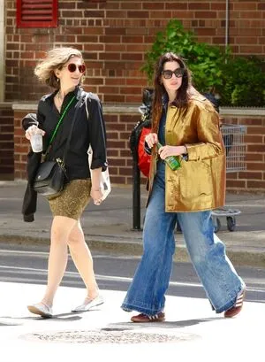 Anne Hathaway OnlyFans Leaked Free Thumbnail Picture - #bl2uant5Vw