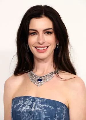 Anne Hathaway OnlyFans Leaked Free Thumbnail Picture - #bvsKfmb2y8