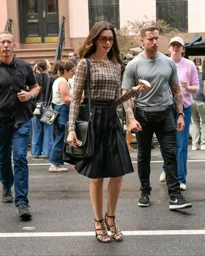 Anne Hathaway OnlyFans Leaked Free Thumbnail Picture - #cKI44ABawy