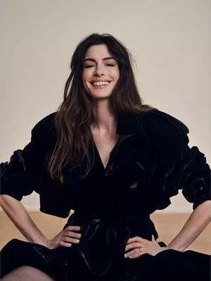 Anne Hathaway OnlyFans Leaked Free Thumbnail Picture - #ej0vOeTvZ1