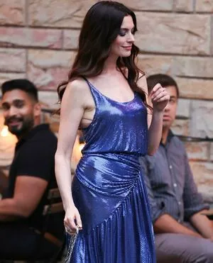 Anne Hathaway OnlyFans Leaked Free Thumbnail Picture - #erKEDoz3uK