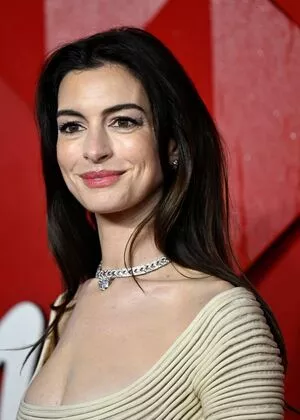 Anne Hathaway OnlyFans Leaked Free Thumbnail Picture - #hF2FObU3dF