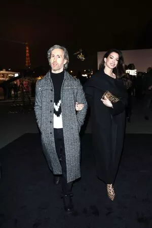 Anne Hathaway OnlyFans Leaked Free Thumbnail Picture - #lpjEF9p1RU