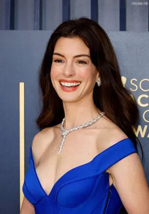 Anne Hathaway OnlyFans Leaked Free Thumbnail Picture - #nGMXYxIFBi