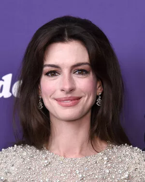 Anne Hathaway OnlyFans Leaked Free Thumbnail Picture - #nHcaa34Mu0