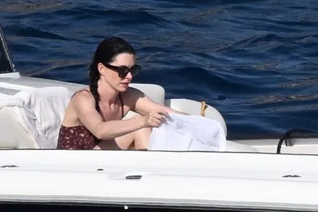 Anne Hathaway OnlyFans Leaked Free Thumbnail Picture - #rh6i3R5ocv