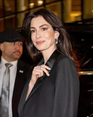 Anne Hathaway OnlyFans Leaked Free Thumbnail Picture - #scAxFJ36SM