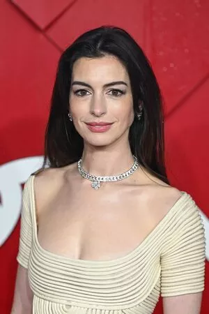 Anne Hathaway OnlyFans Leaked Free Thumbnail Picture - #swgkzVUphx