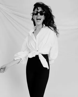 Anne Hathaway OnlyFans Leaked Free Thumbnail Picture - #ukV0xZgd0A