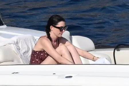 Anne Hathaway OnlyFans Leaked Free Thumbnail Picture - #vpWwEhxEif