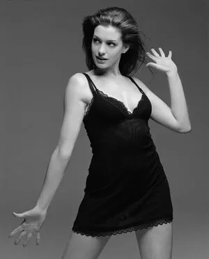 Anne Hathaway OnlyFans Leaked Free Thumbnail Picture - #x2WwkrfhNX