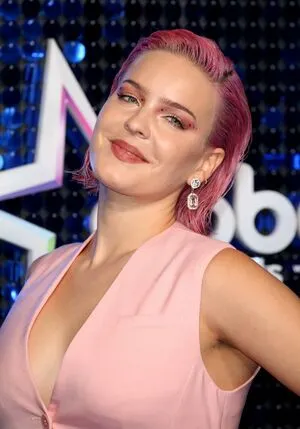 Anne Marie OnlyFans Leaked Free Thumbnail Picture - #LByY7ThXPJ