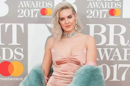 Anne Marie OnlyFans Leaked Free Thumbnail Picture - #puwMW0eCHu