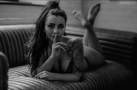 Anne Samanta Schubert OnlyFans Leaked Free Thumbnail Picture - #6Q1veukK0P