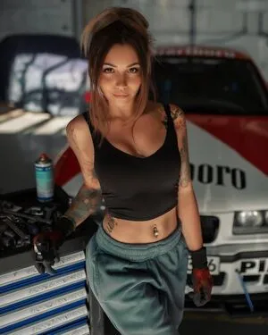 Anne Samanta Schubert OnlyFans Leaked Free Thumbnail Picture - #fM6mD3Wof2