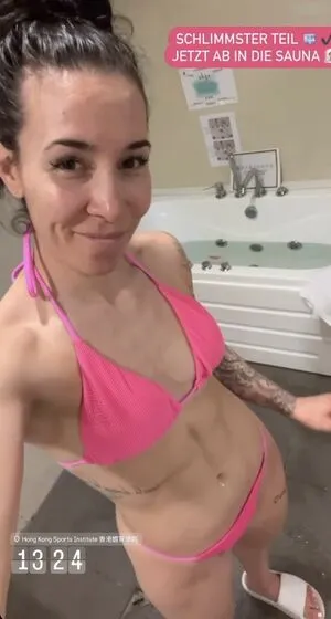 Anne Sauer OnlyFans Leaked Free Thumbnail Picture - #3OLWGZbb4Q