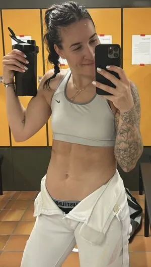 Anne Sauer OnlyFans Leaked Free Thumbnail Picture - #93YxwJTzIf