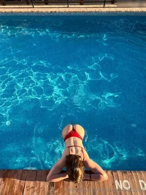 Anne Sttzner OnlyFans Leaked Free Thumbnail Picture - #3fbBqFW3KT