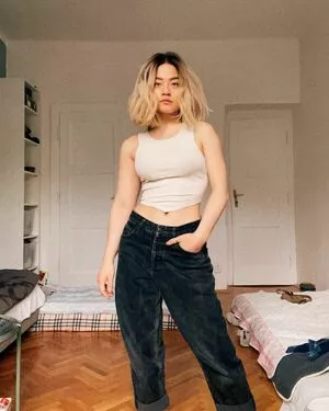 Anne Whisper OnlyFans Leaked Free Thumbnail Picture - #Yd78F8JNG7