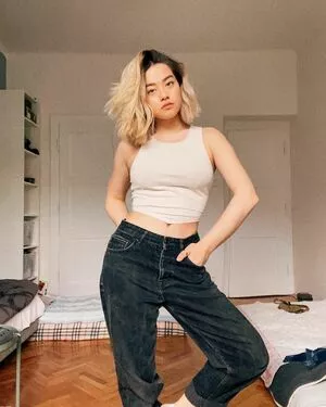 Anne Whisper OnlyFans Leaked Free Thumbnail Picture - #vH1Jd8emSP