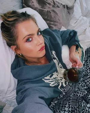 Anne Winters OnlyFans Leaked Free Thumbnail Picture - #fN2K4E0phn