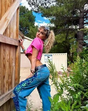 Anne Winters OnlyFans Leaked Free Thumbnail Picture - #jFTNVc1D9f