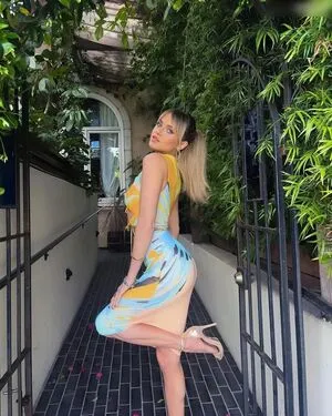 Anne Winters OnlyFans Leaked Free Thumbnail Picture - #nX2V0D4NR1