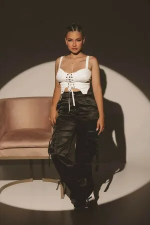 Annedixie OnlyFans Leaked Free Thumbnail Picture - #YMXY2A2yY4