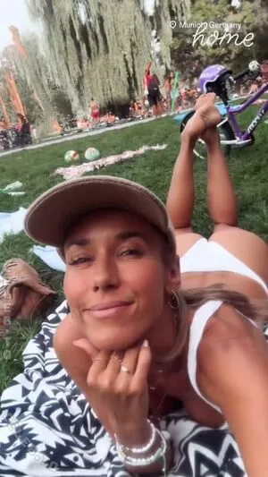 Annemarie Carpendale OnlyFans Leaked Free Thumbnail Picture - #uYpDGZC3Vs