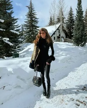 AnneMarie Morin OnlyFans Leaked Free Thumbnail Picture - #SyxuawtnNI