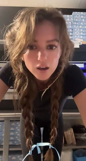 AnneMarie Morin OnlyFans Leaked Free Thumbnail Picture - #gTJqNoPtuY