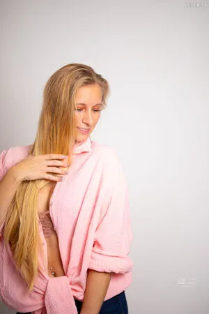 Annesophie Linn OnlyFans Leaked Free Thumbnail Picture - #6nxKnkjlmA