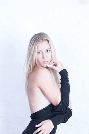 Annesophie Linn OnlyFans Leaked Free Thumbnail Picture - #XJHIoIxkvb