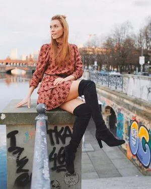 Annett Mller OnlyFans Leaked Free Thumbnail Picture - #va0fzM5FoL