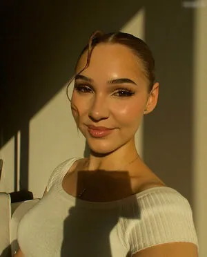 Annetthr OnlyFans Leaked Free Thumbnail Picture - #MCySM6U4ip