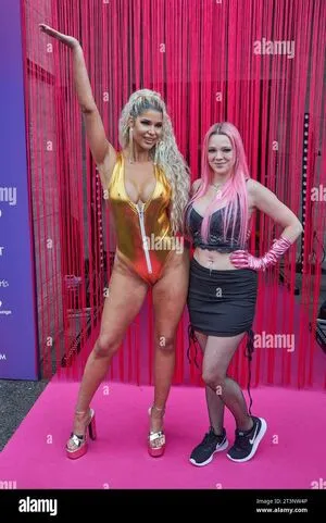 Annewnsche OnlyFans Leaked Free Thumbnail Picture - #XyGuksLXws