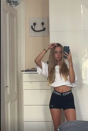 Annichen OnlyFans Leaked Free Thumbnail Picture - #aufAuVZLFI