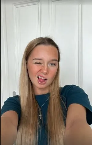 Annichen OnlyFans Leaked Free Thumbnail Picture - #zf7wiRAY6F