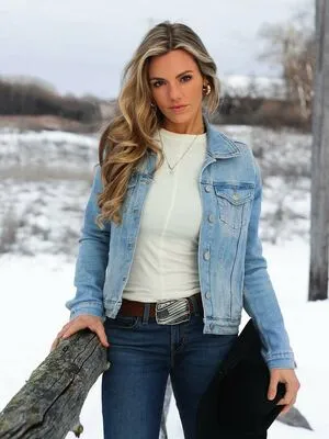 Annie Agar OnlyFans Leaked Free Thumbnail Picture - #6kQ93kp3W7