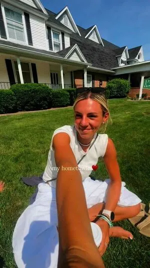 Annie Agar OnlyFans Leaked Free Thumbnail Picture - #sdZQWr4igZ