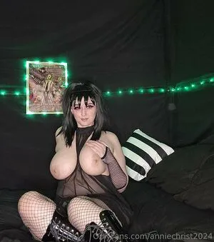 Annie Christ OnlyFans Leaked Free Thumbnail Picture - #9FM8tgWE4F