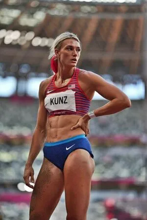 Annie Kunz OnlyFans Leaked Free Thumbnail Picture - #3FtGrbk0EE