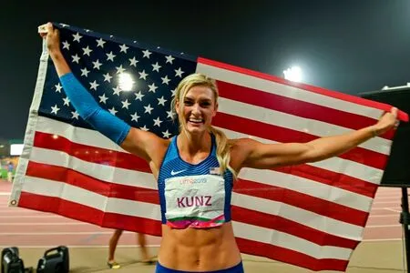 Annie Kunz OnlyFans Leaked Free Thumbnail Picture - #M14zCFp9zj