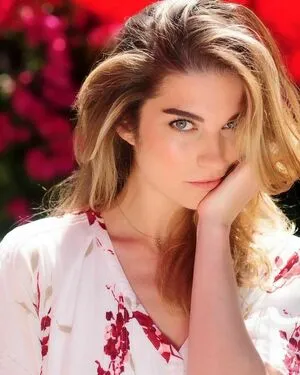 Annie Murphy OnlyFans Leaked Free Thumbnail Picture - #KitDSjGfny