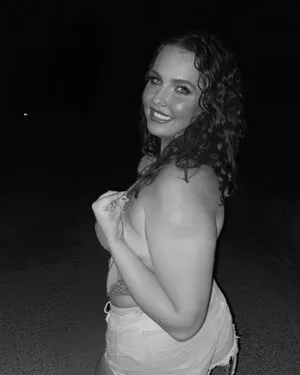 Annie Ruth Burchett OnlyFans Leaked Free Thumbnail Picture - #LqSY9hqgeq