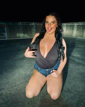 Annie Ruth Burchett OnlyFans Leaked Free Thumbnail Picture - #QD1Aop5EN3