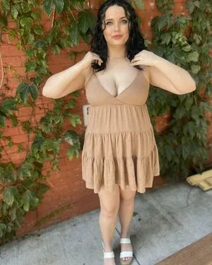 Annie Ruth Burchett OnlyFans Leaked Free Thumbnail Picture - #SHpIGjCQoS